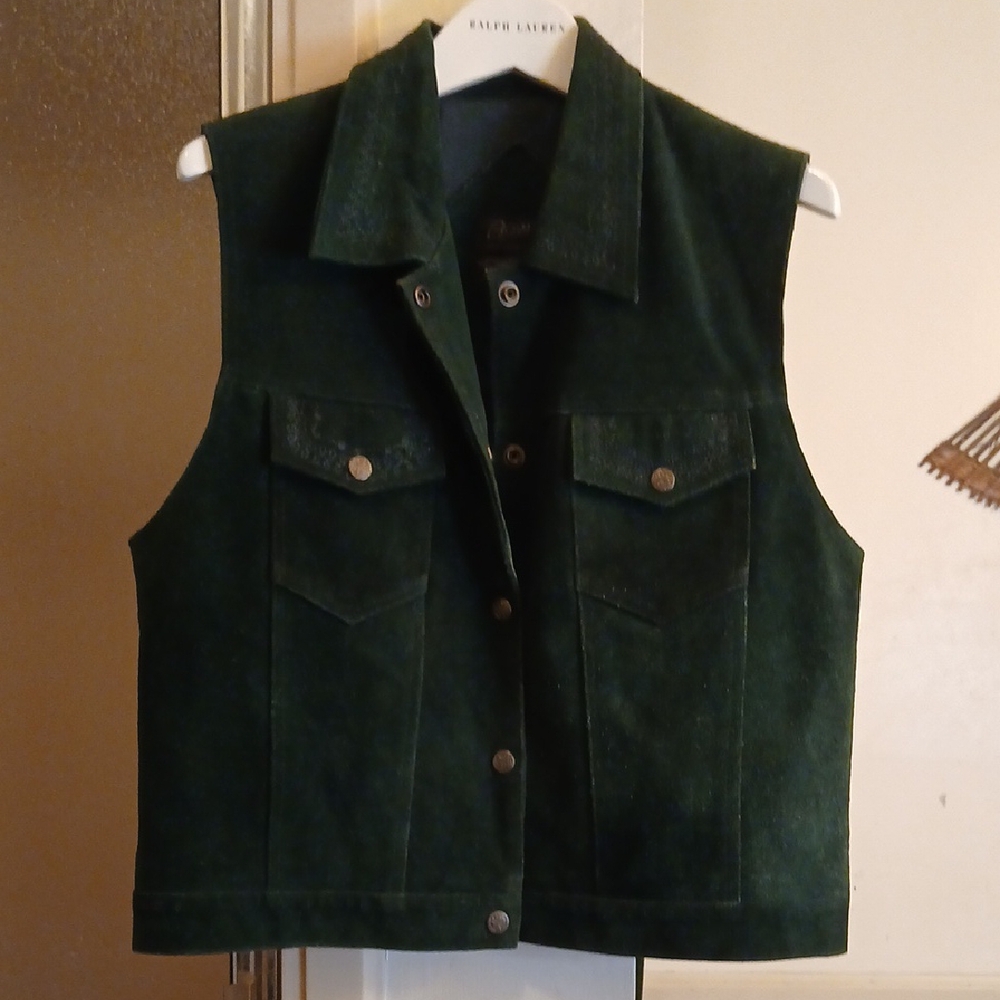 Agapo. Forest Green Suede Leather Vest.  Agapo petite‎ Collection